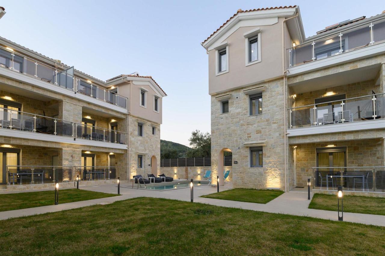 Momento Luxury Apartments Walking Distance From The Beach Nikiana Exteriér fotografie