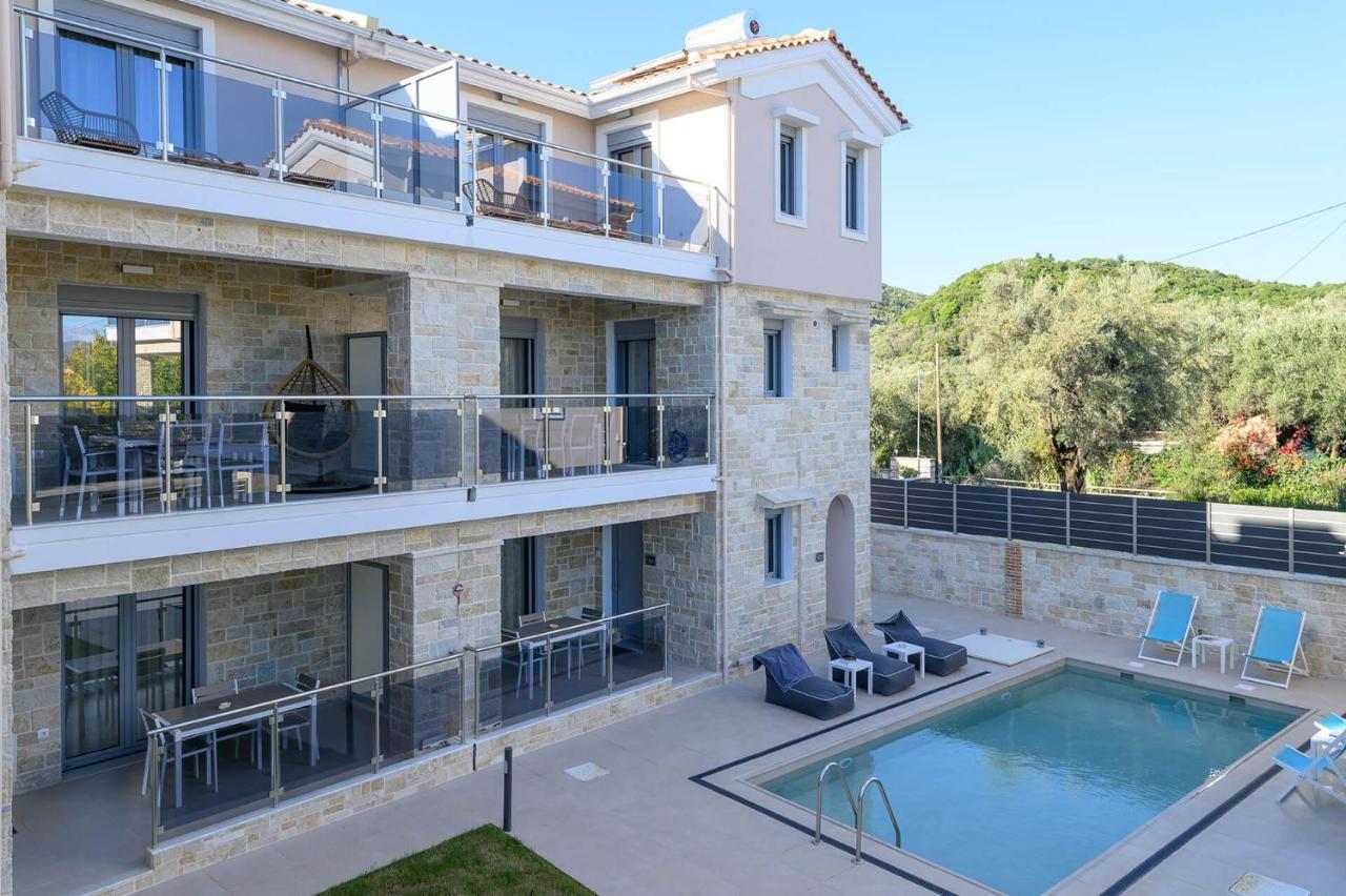 Momento Luxury Apartments Walking Distance From The Beach Nikiana Exteriér fotografie