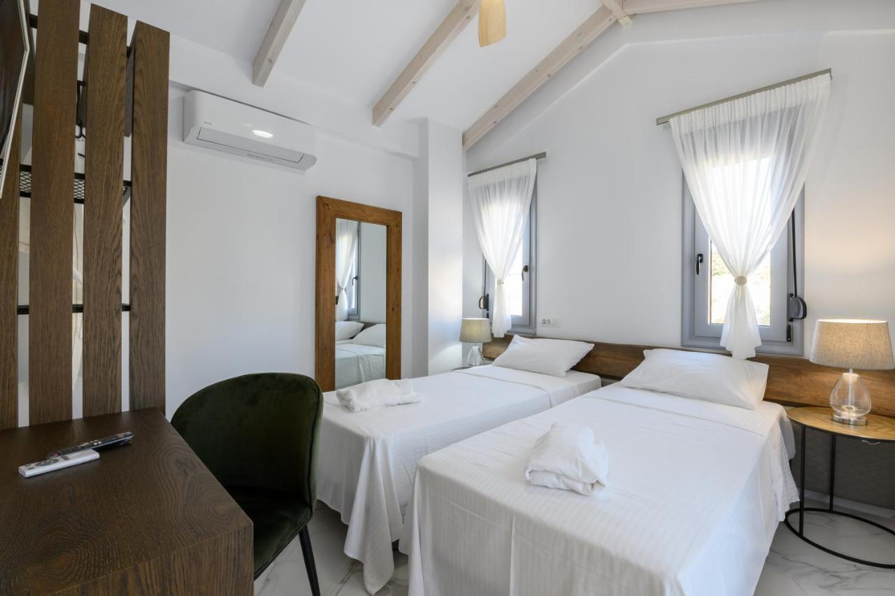 Momento Luxury Apartments Walking Distance From The Beach Nikiana Exteriér fotografie